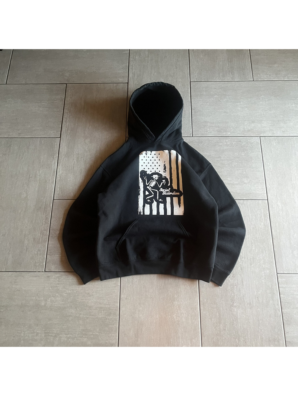 Gildan Heavy Blend Black Pullover Hoodie Medium Social Distortion Graphic